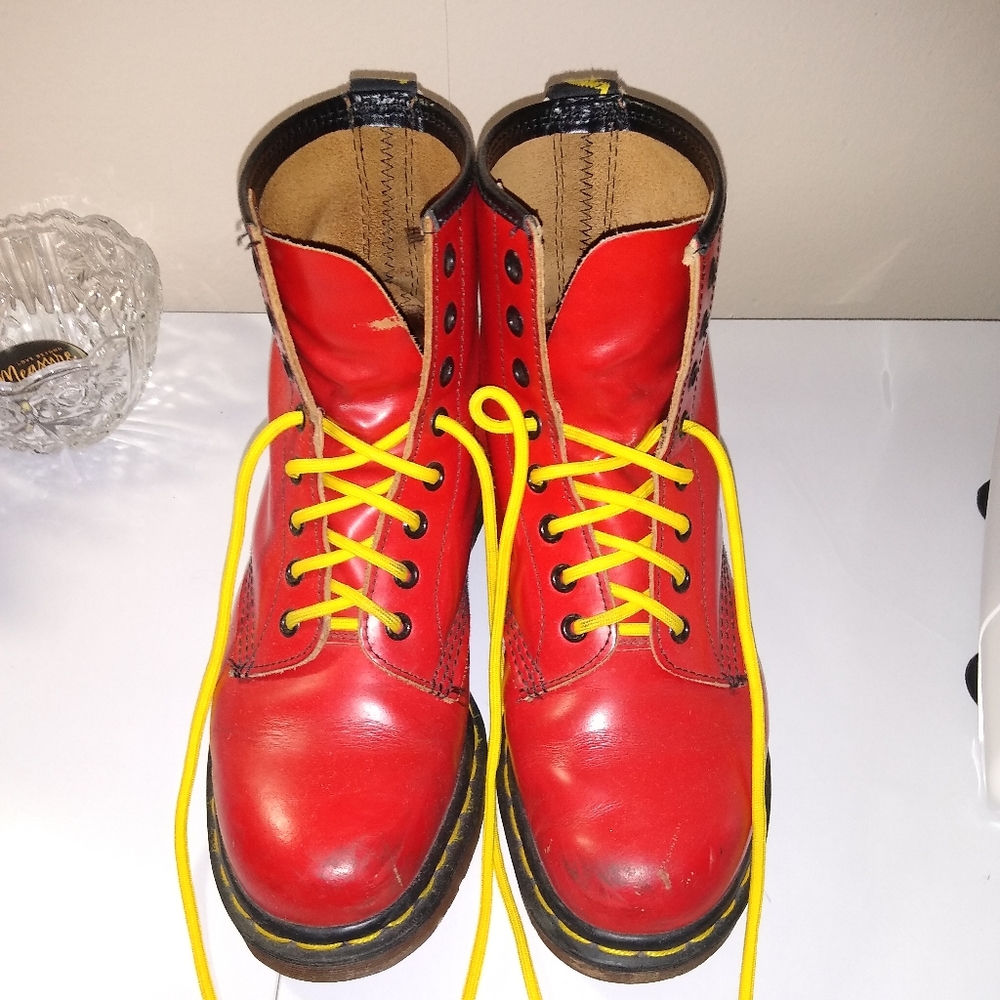 Dr Martens women's size 8 men's size 7